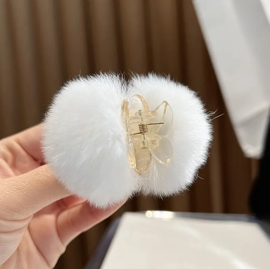 Kinako Pom Pom Clip