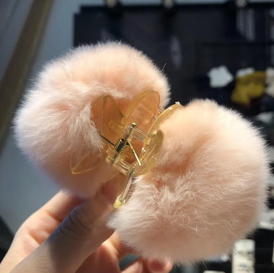 Kinako Pom Pom Clip